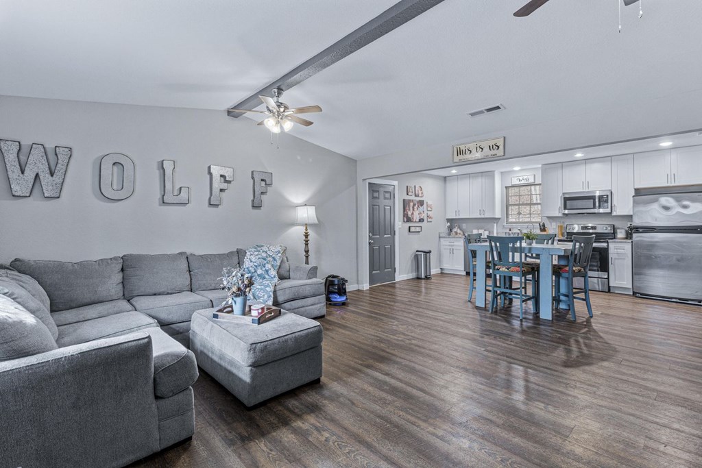 87 Creeks Bend