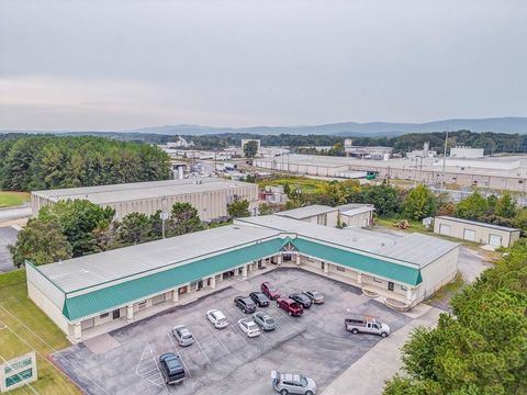 2450 Abutment Road DALTON GA 30721