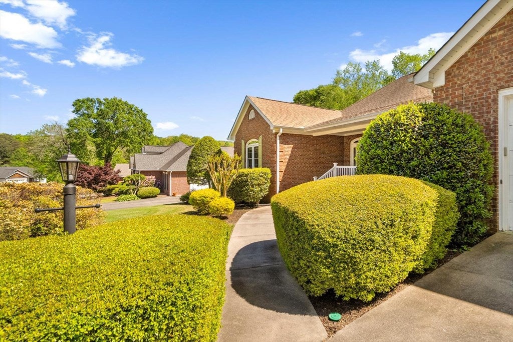 409 Amanda Way