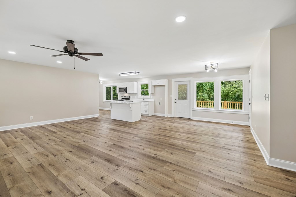 257 Old Babb Rd