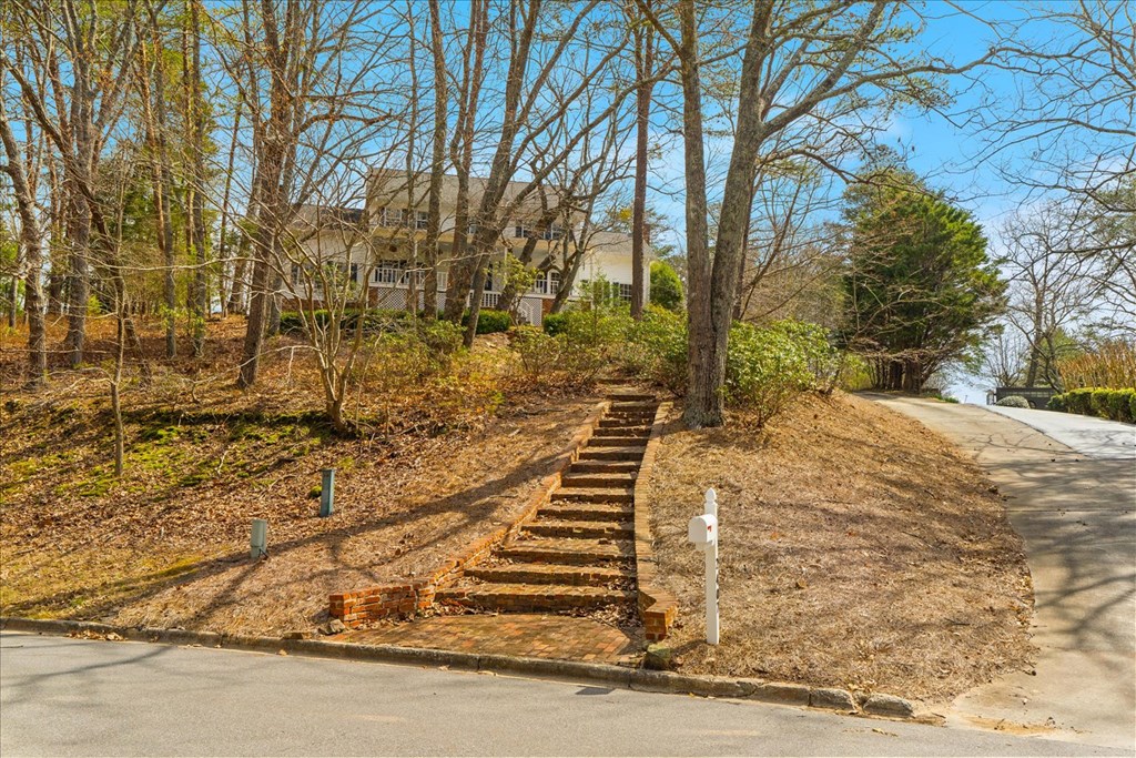 2407 Botany Woods Drive