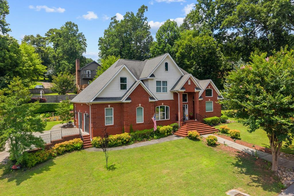 604 Lenna Lane