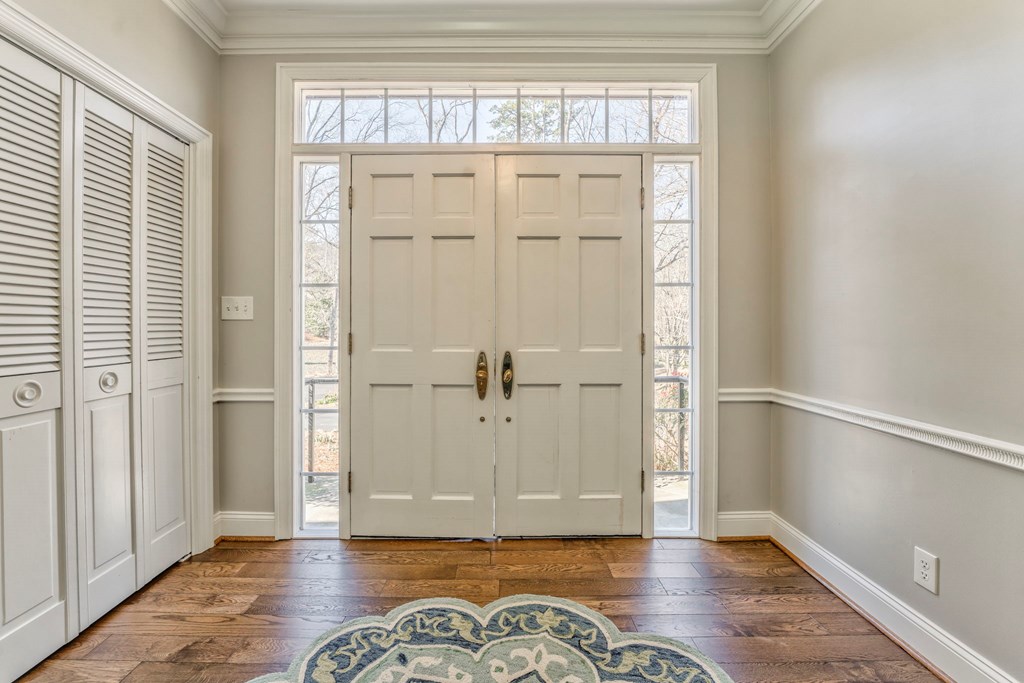 1903 Rena Lane