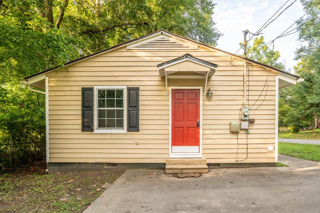 130 Round Knob Road
