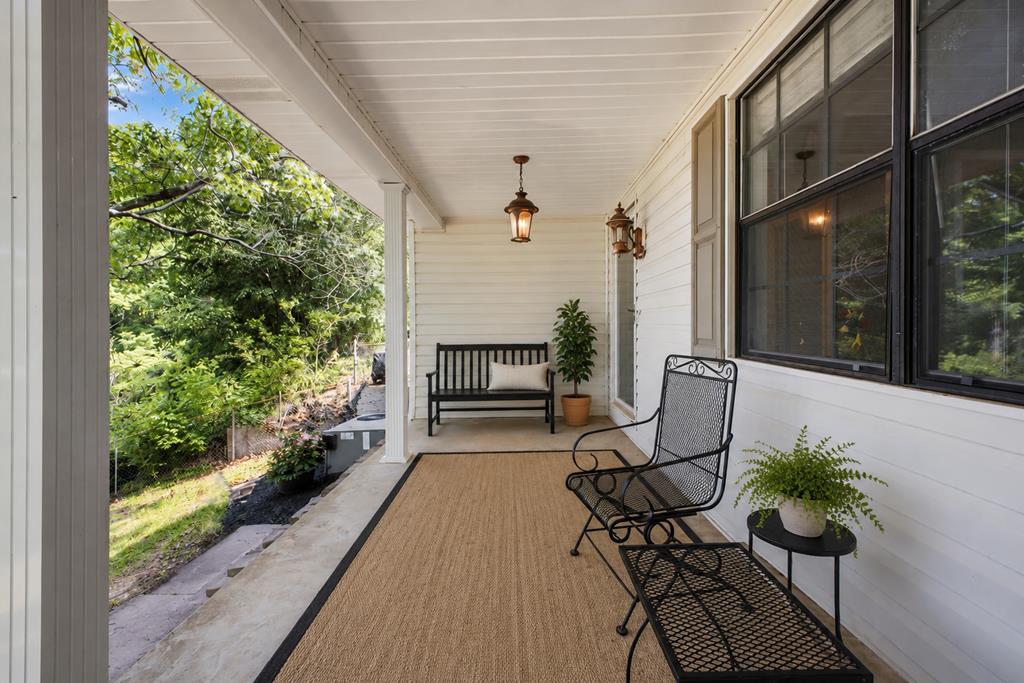 422 Bonifacious Road