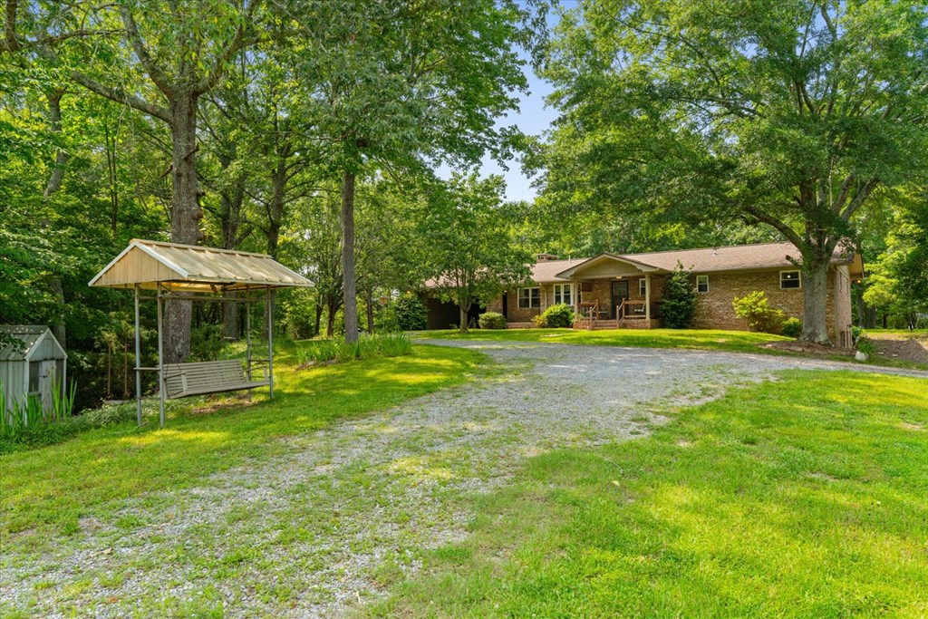 3932 Tibbs Bridge Road