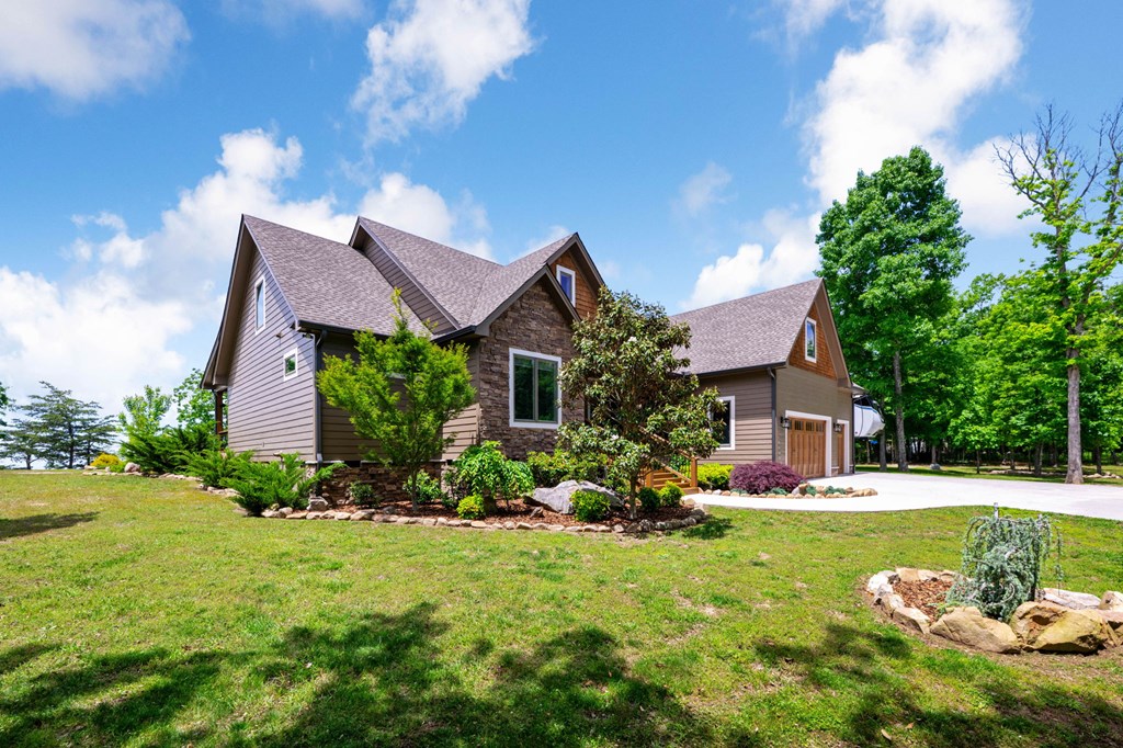 3099 Sunset Drive