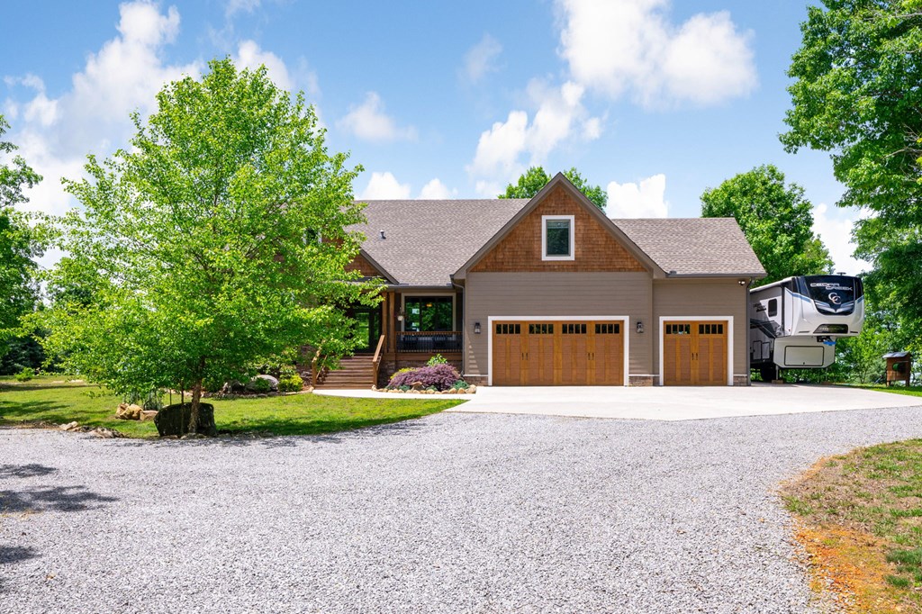 3099 Sunset Drive