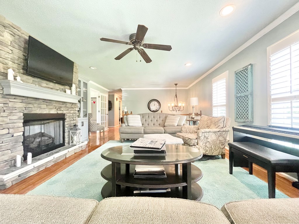 206 Blue Mountain Parkway