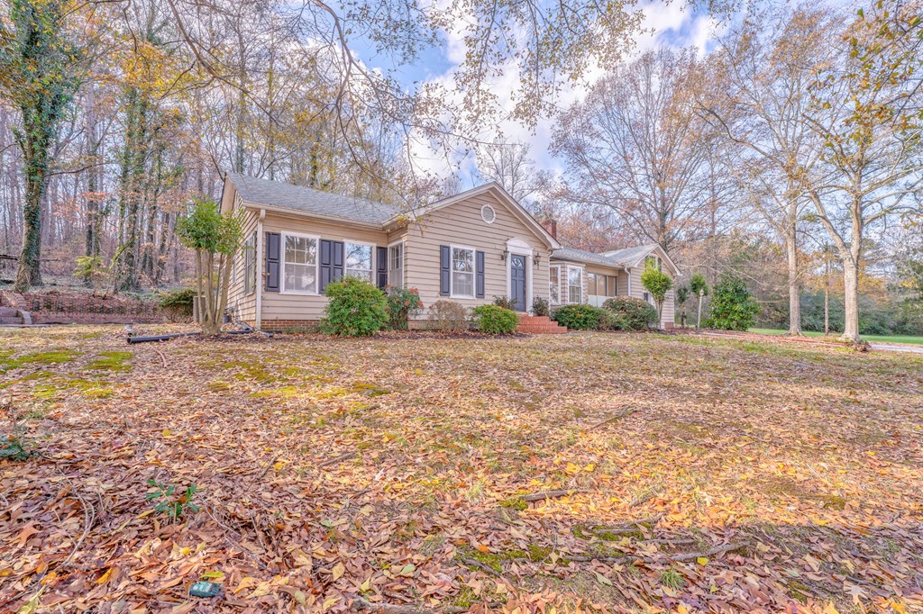 282 SE Cedar Ridge Road