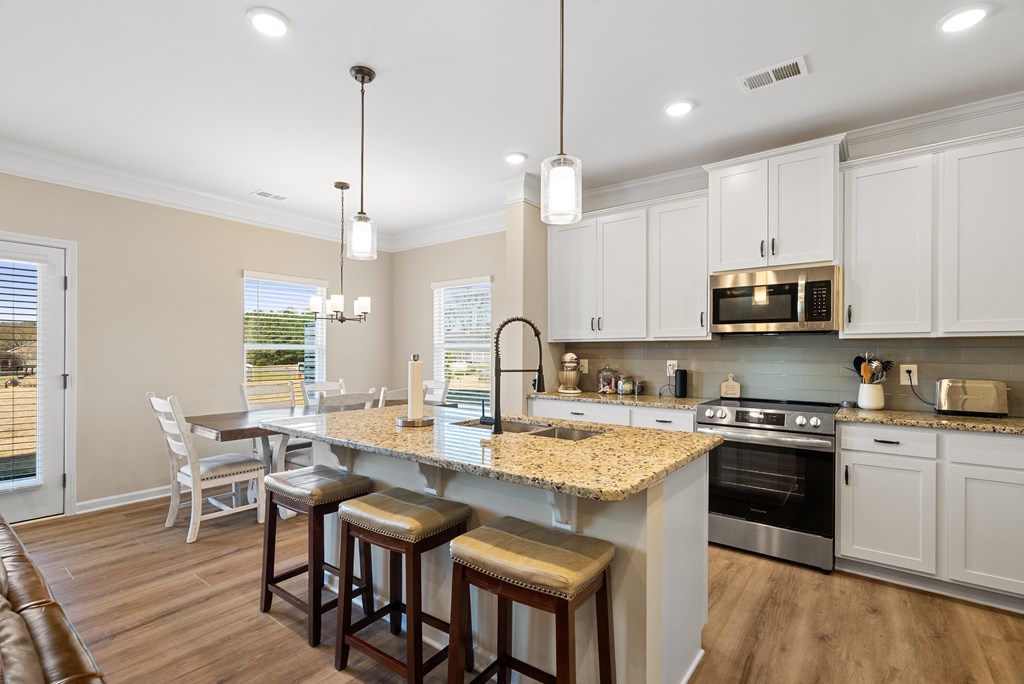 62 SE Professional Place 30