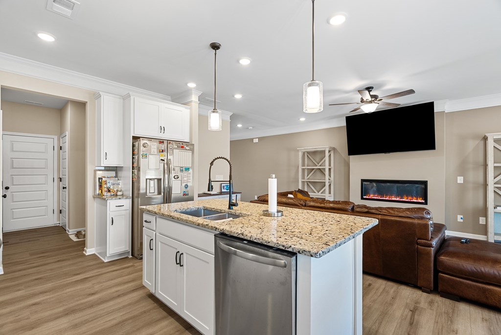 62 SE Professional Place 30