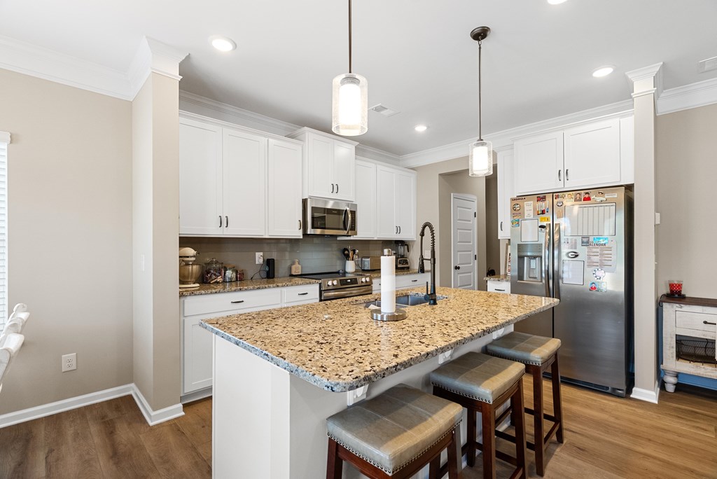 62 SE Professional Place 30