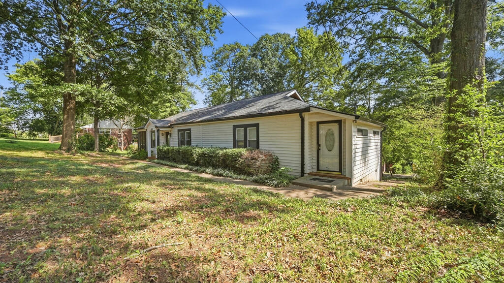 1009 Brown Street