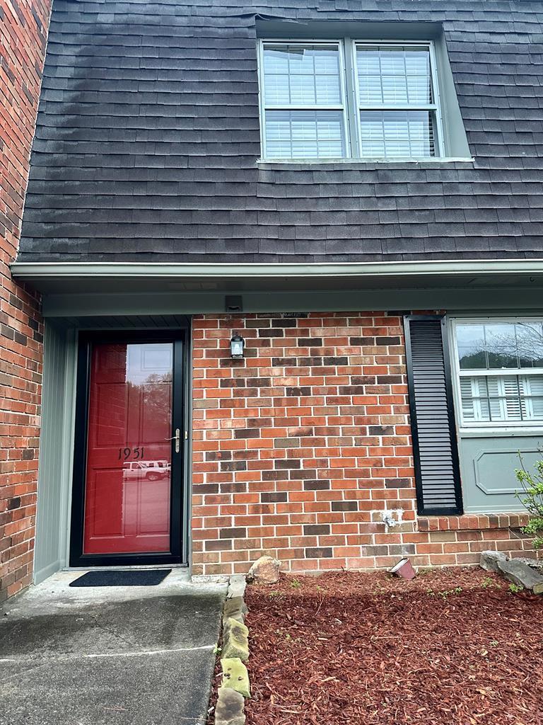 Photo 1 of 12 — 1951 Meadowbrook Circle, DALTON, GA 30720