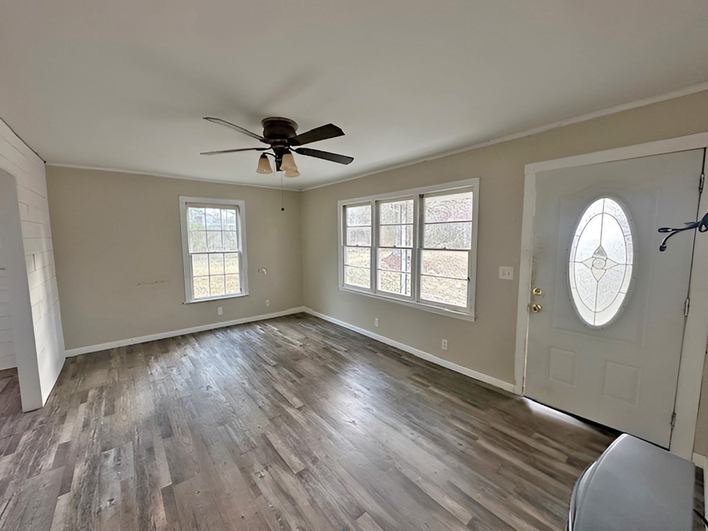 126 Wendy Hill Drive, SE