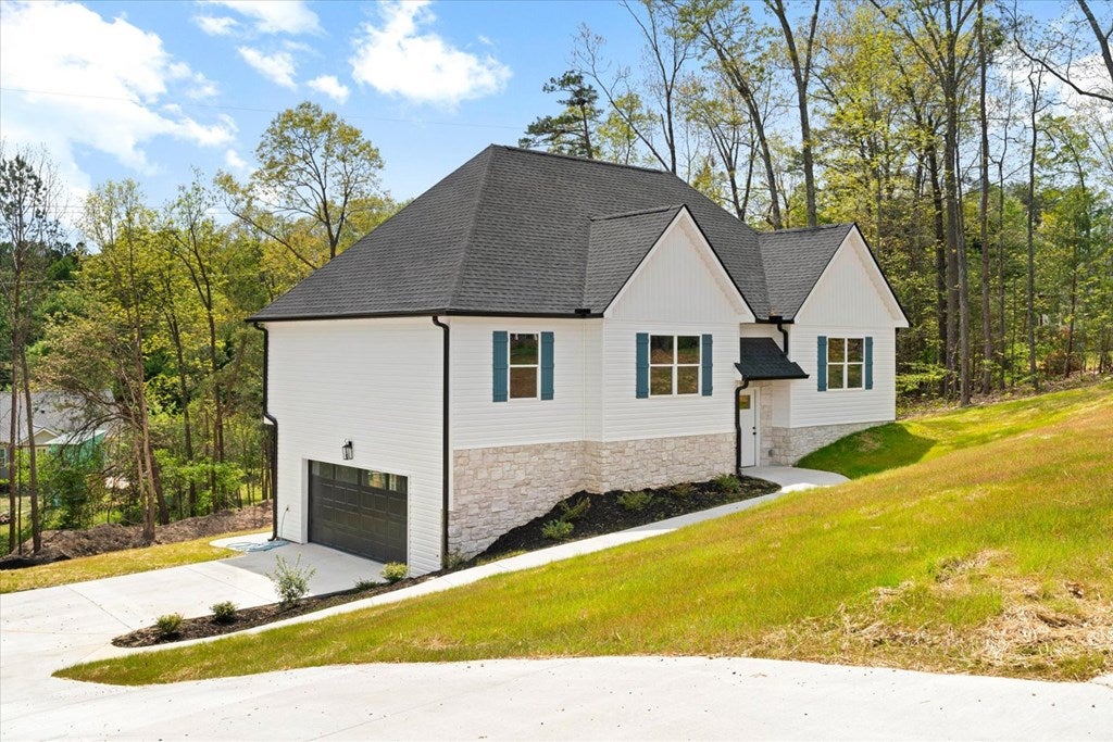 2029 Rolling Hills Way