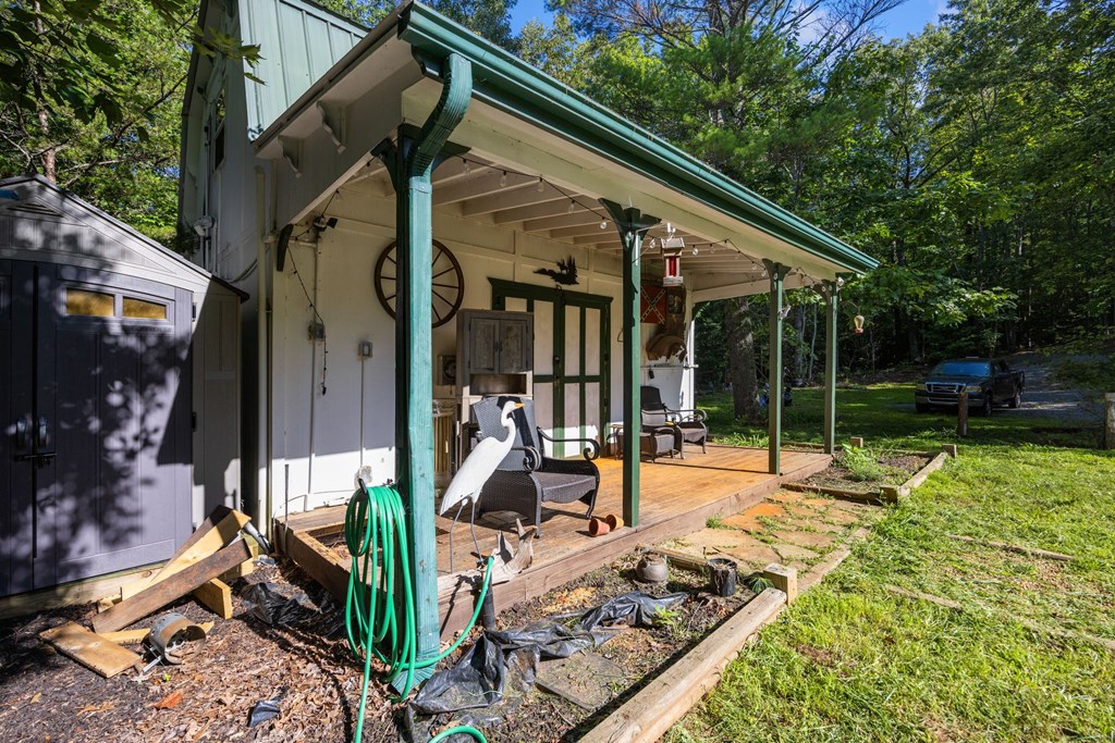 1441 Chestnut Gap Road