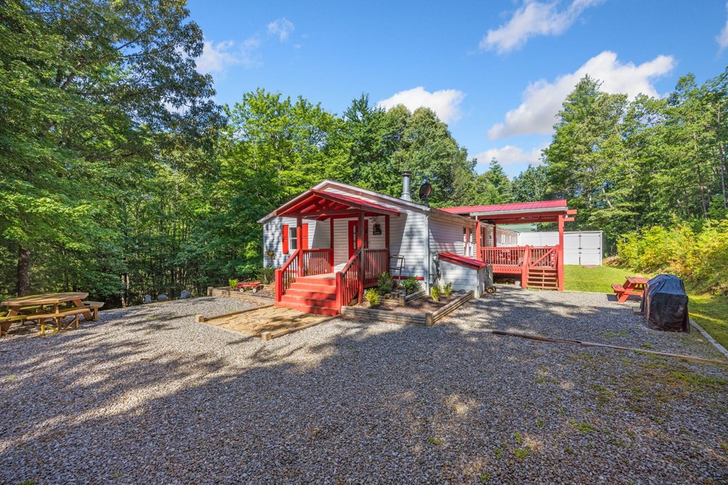 1441 Chestnut Gap Road