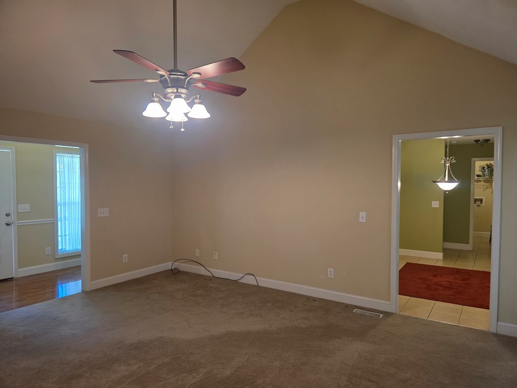 33 Brook Hollow