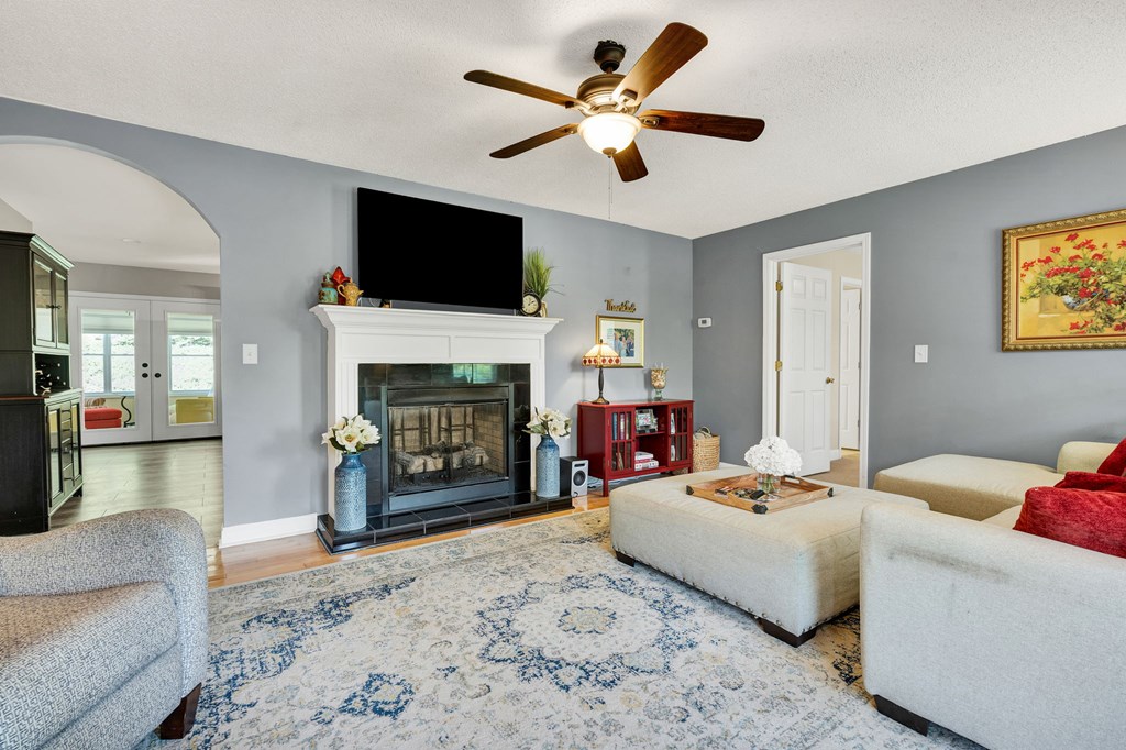 160 Crabtree Drive