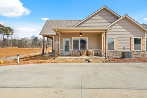 52 Maddox Lane CHATSWORTH GA 30705