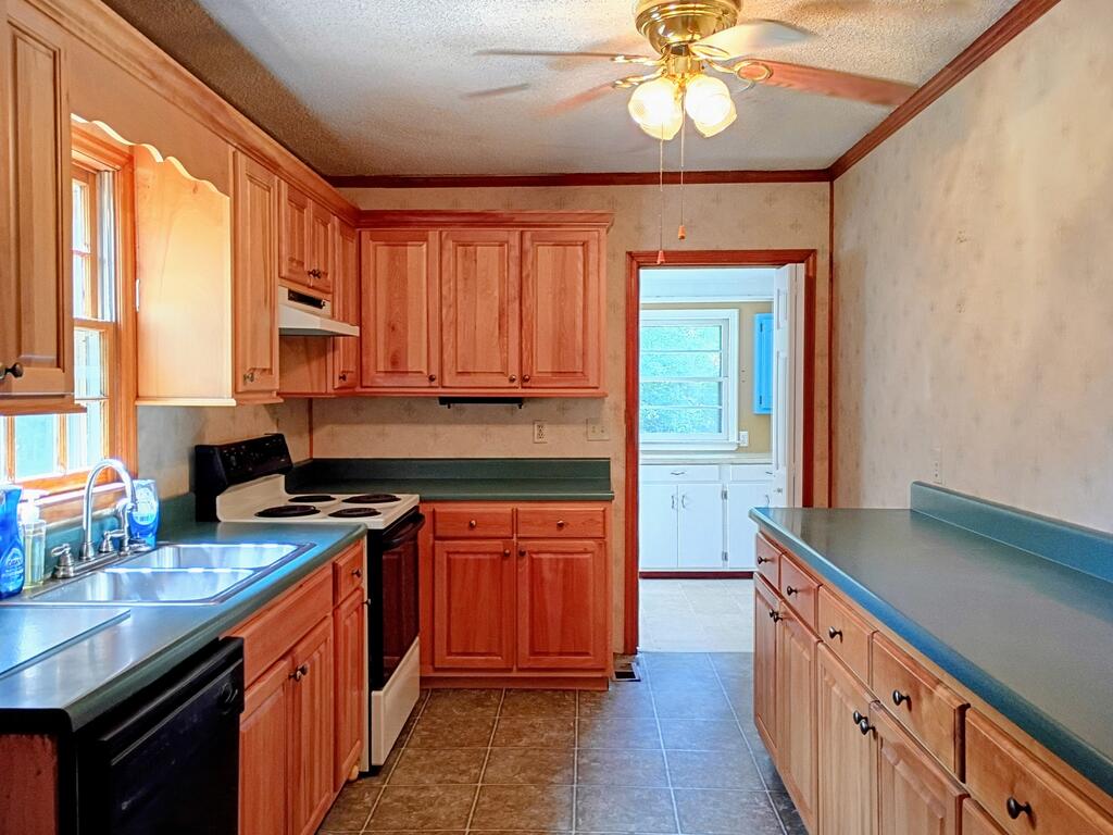 4815 N Old Federal Road