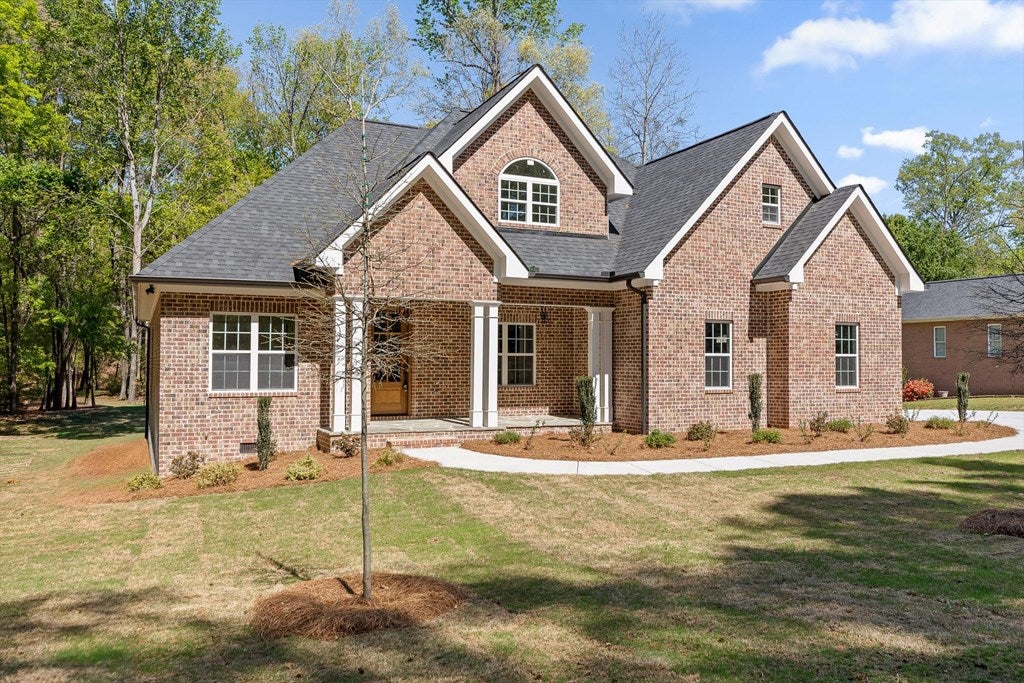 800 Moravian Bend