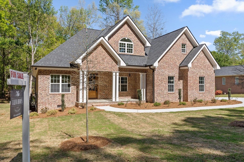 800 Moravian Bend