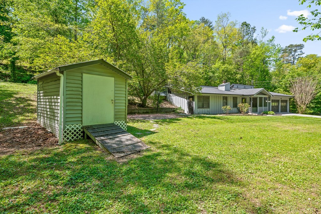 2927 Hickory Lane