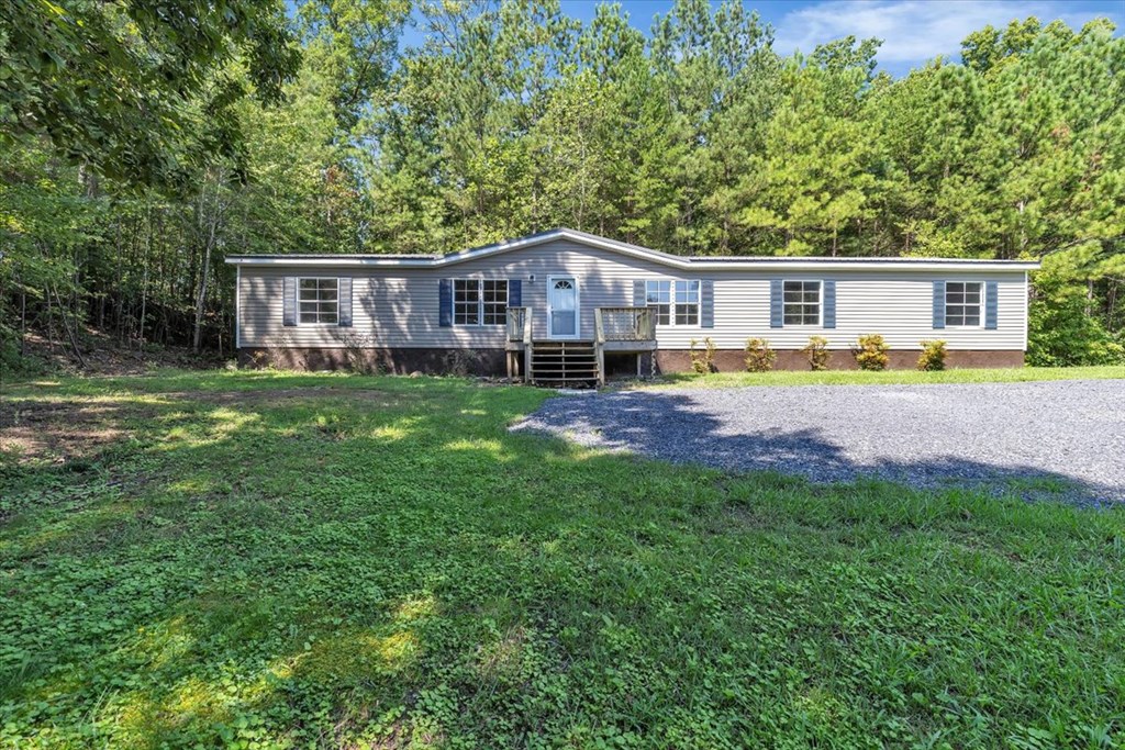 827 Brackett Ridge Road