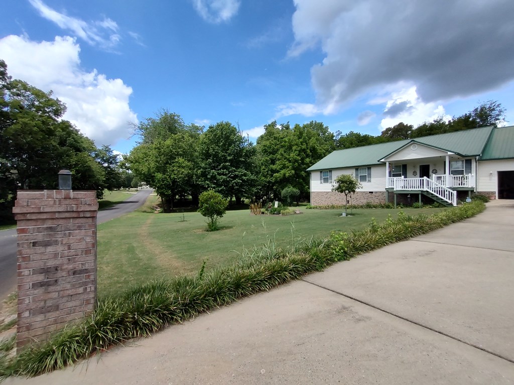 157 Brookfields Lane