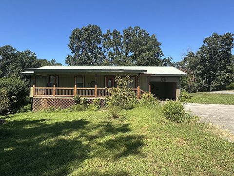 1489 Smyrna Church Road CHATSWORTH GA 30705