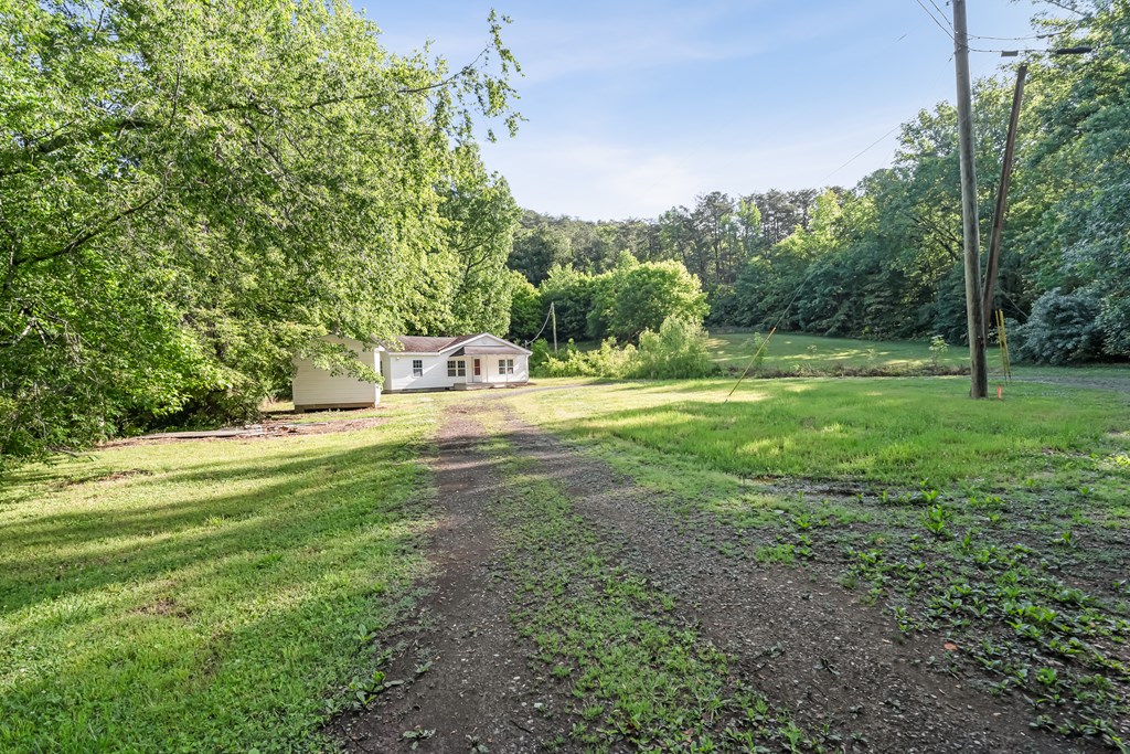 2720 Old Federal Road S