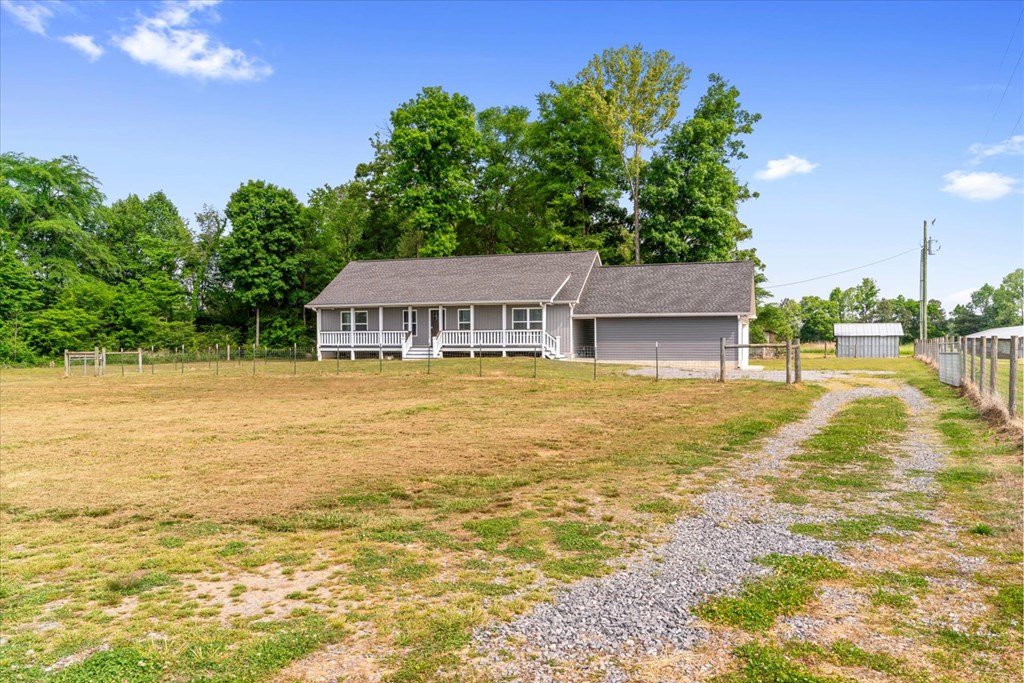 1005 Weber Rd