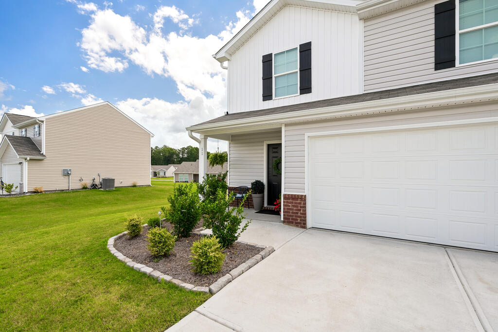 11 Barron Ct