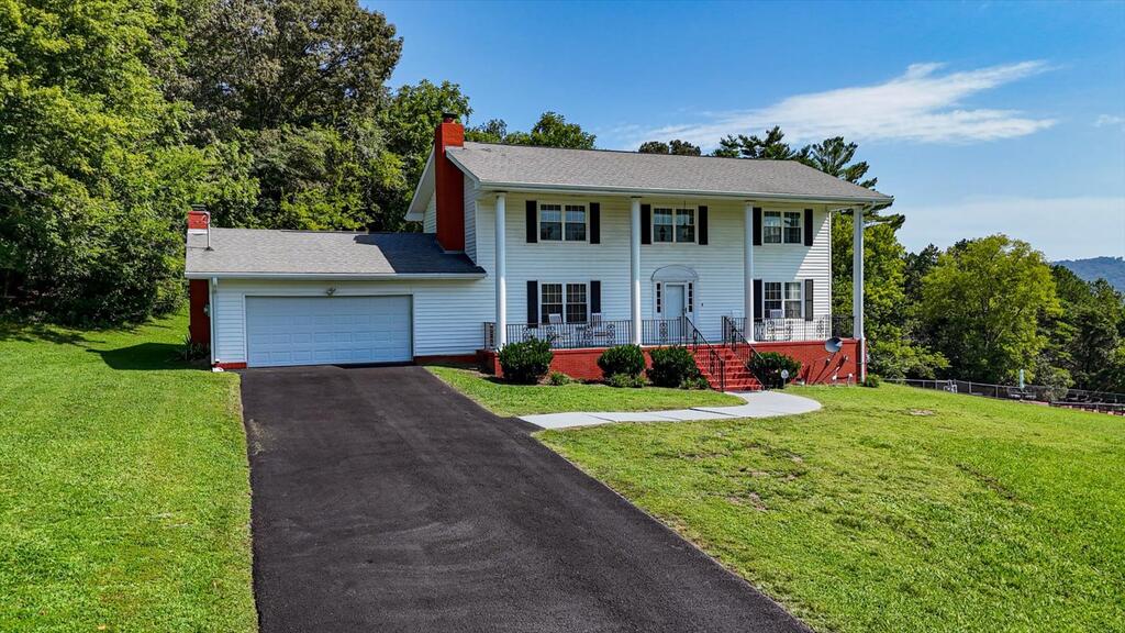 60 Shamrock Drive