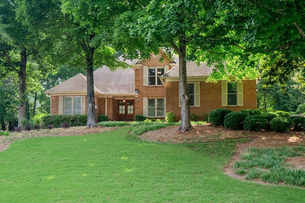 1705 Wellington Drive