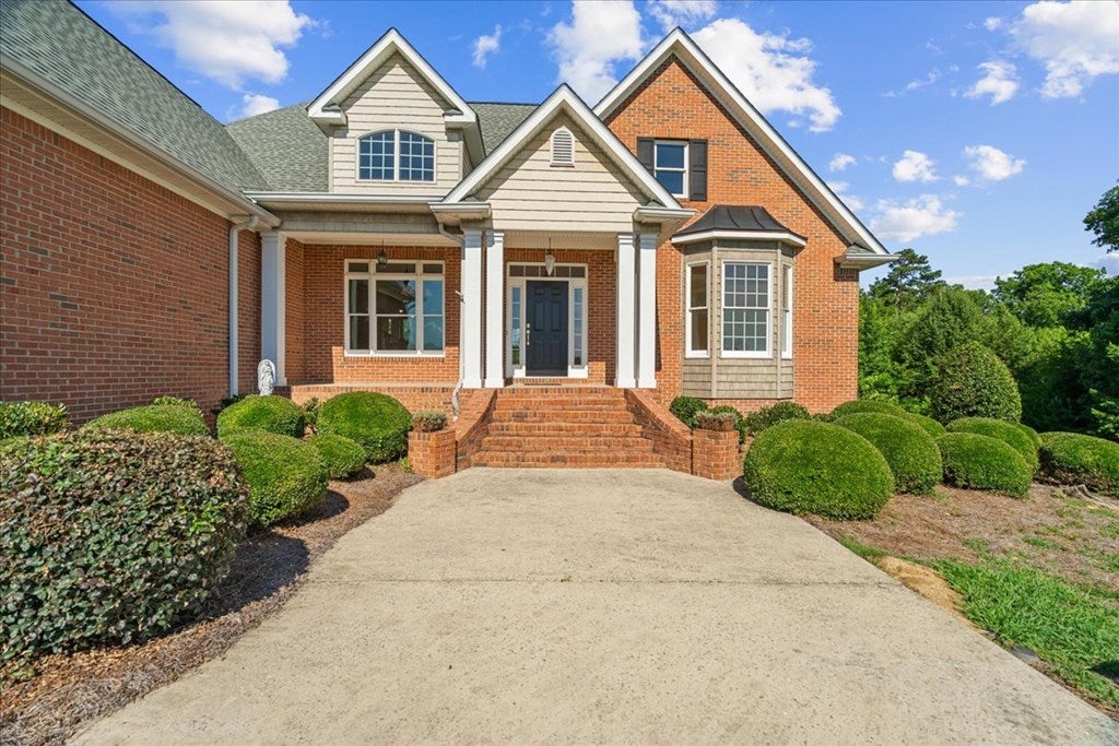 262 Pinnacle Point Drive