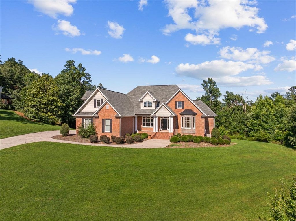 262 Pinnacle Point Drive