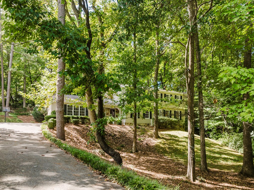 1504 Belmont Drive