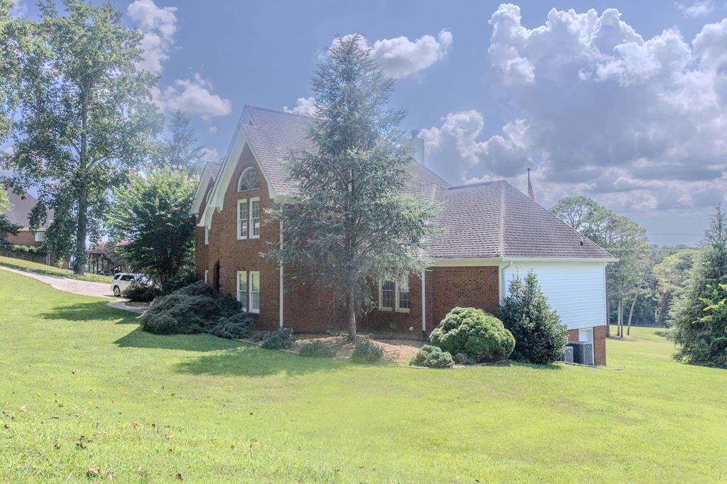 327 Golf View Drive