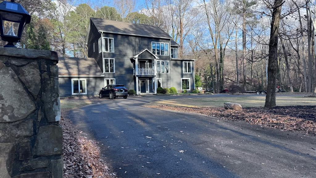 1833 Woodvalley Drive