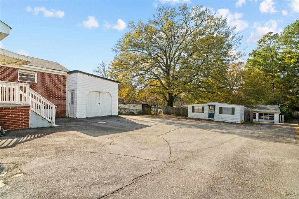 806 N Tennessee Street