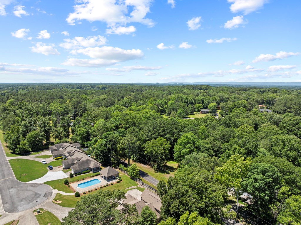 552 Hamilton Way