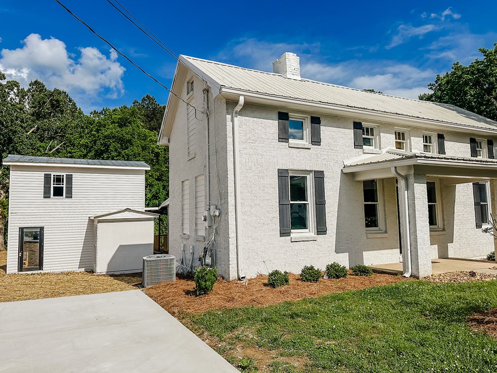 124 School Street