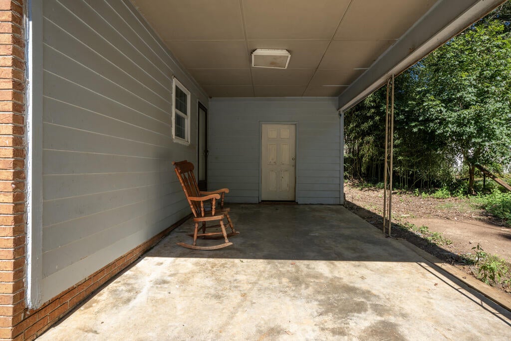 155 Oakwood Circle