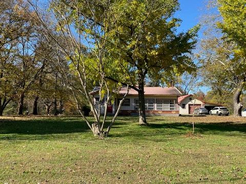 1639 Tennga Gregory Road Crandall GA 30711