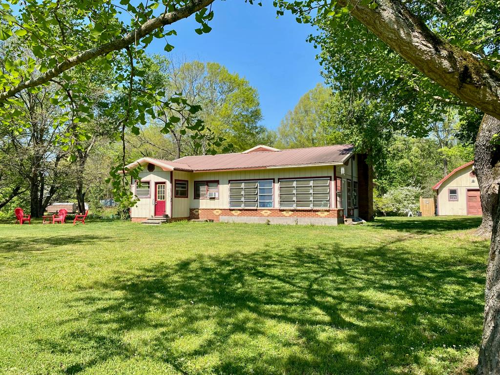 1639 Tennga Gregory Road