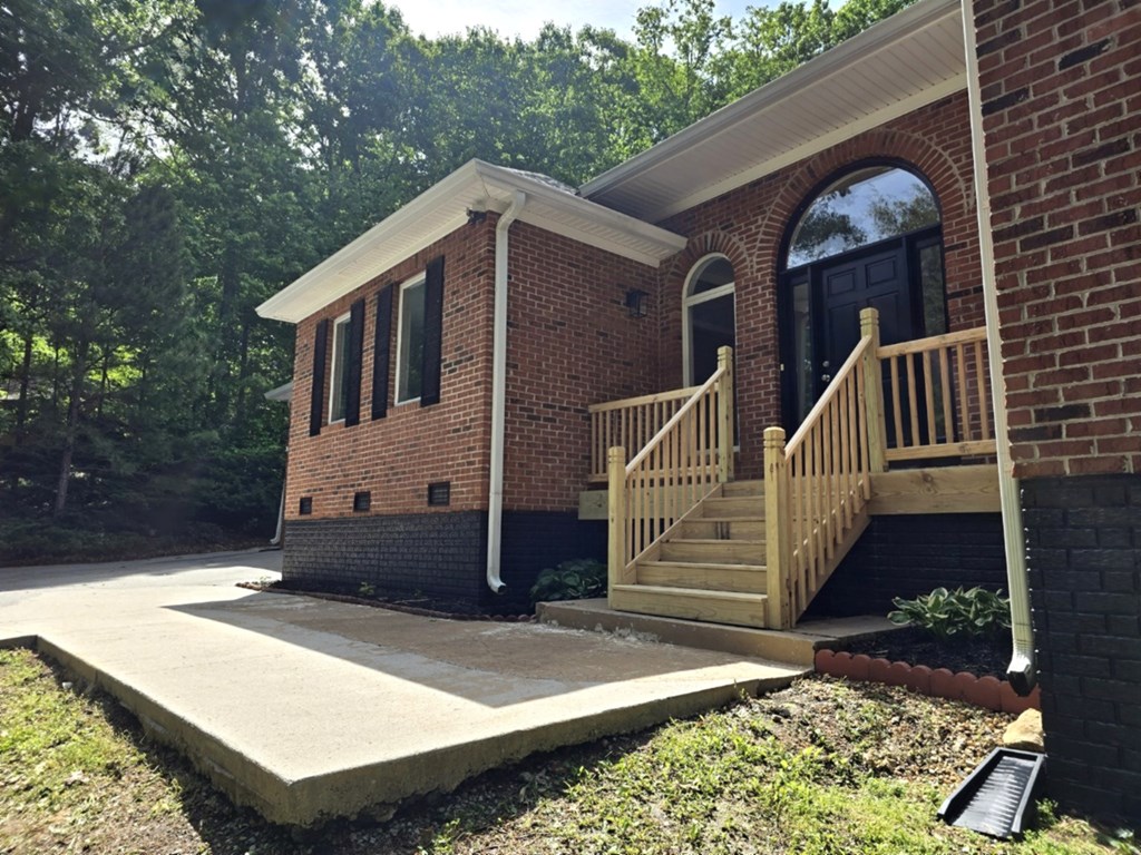 502 Shire Court